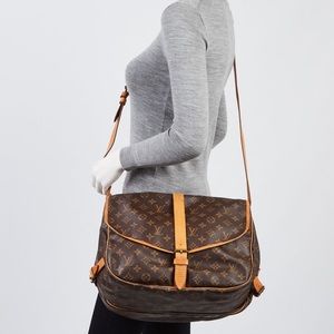 Louis Vuitton Saumur 35  (FH0930)